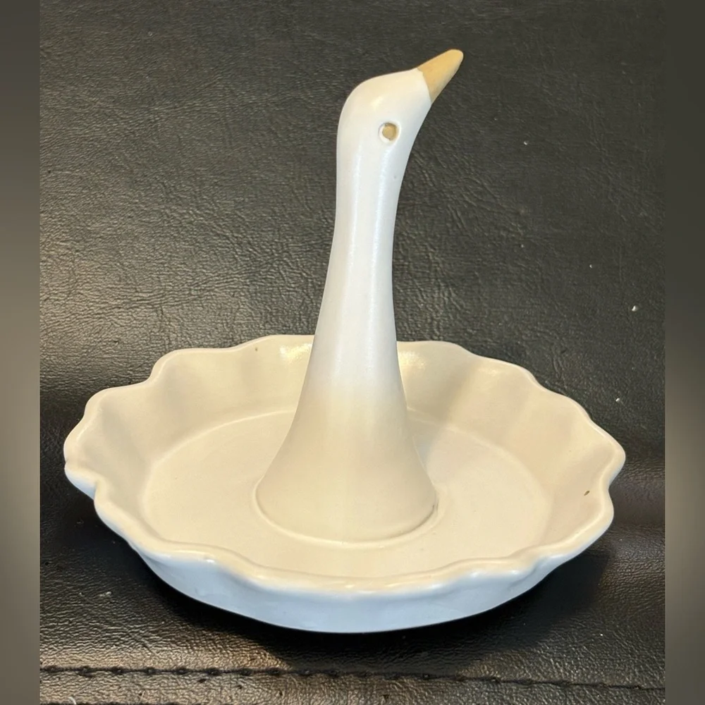 Urban Outfitters Cream Ceramic Goose Ring/Trinket Dish